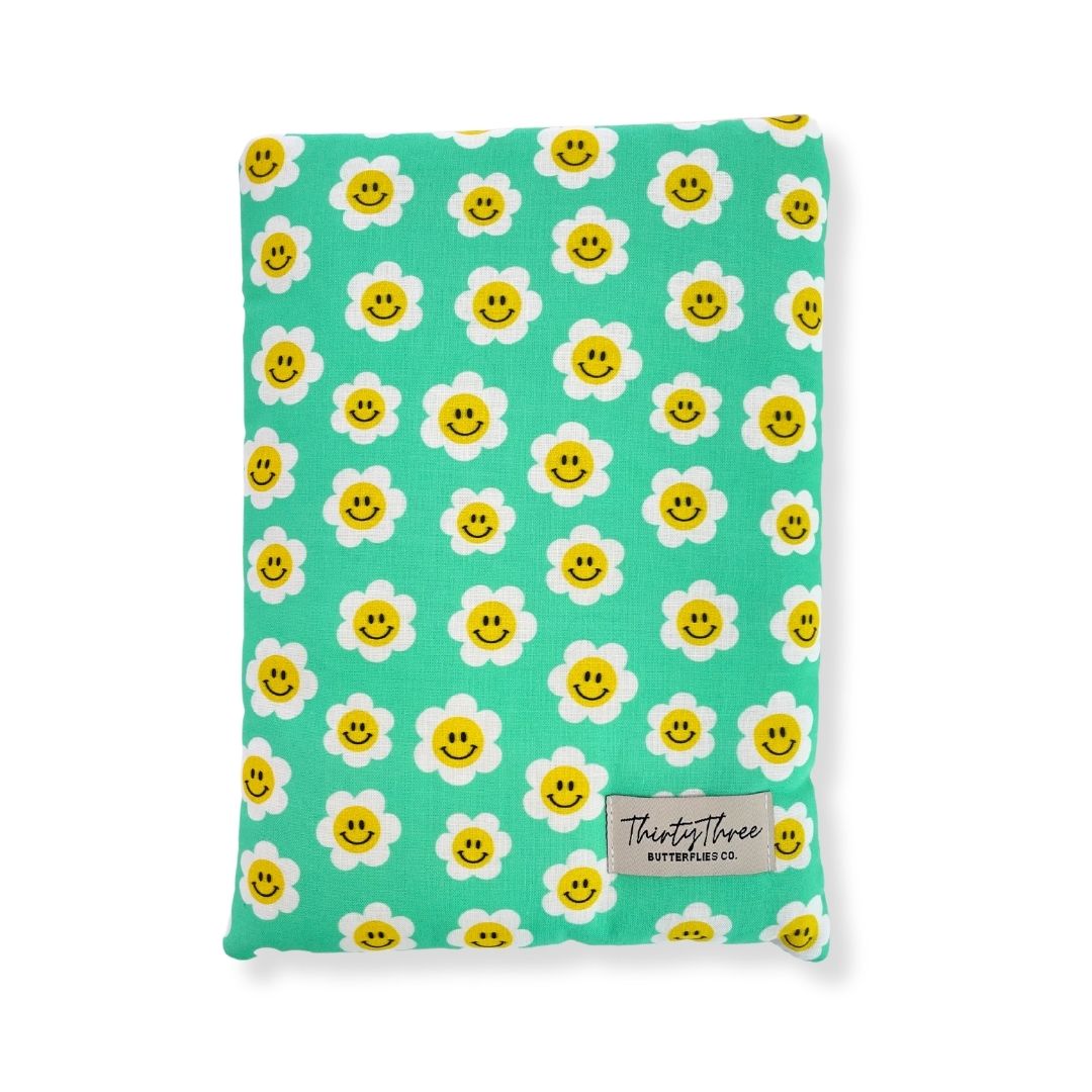 Y2K Daisy Book Sleeve