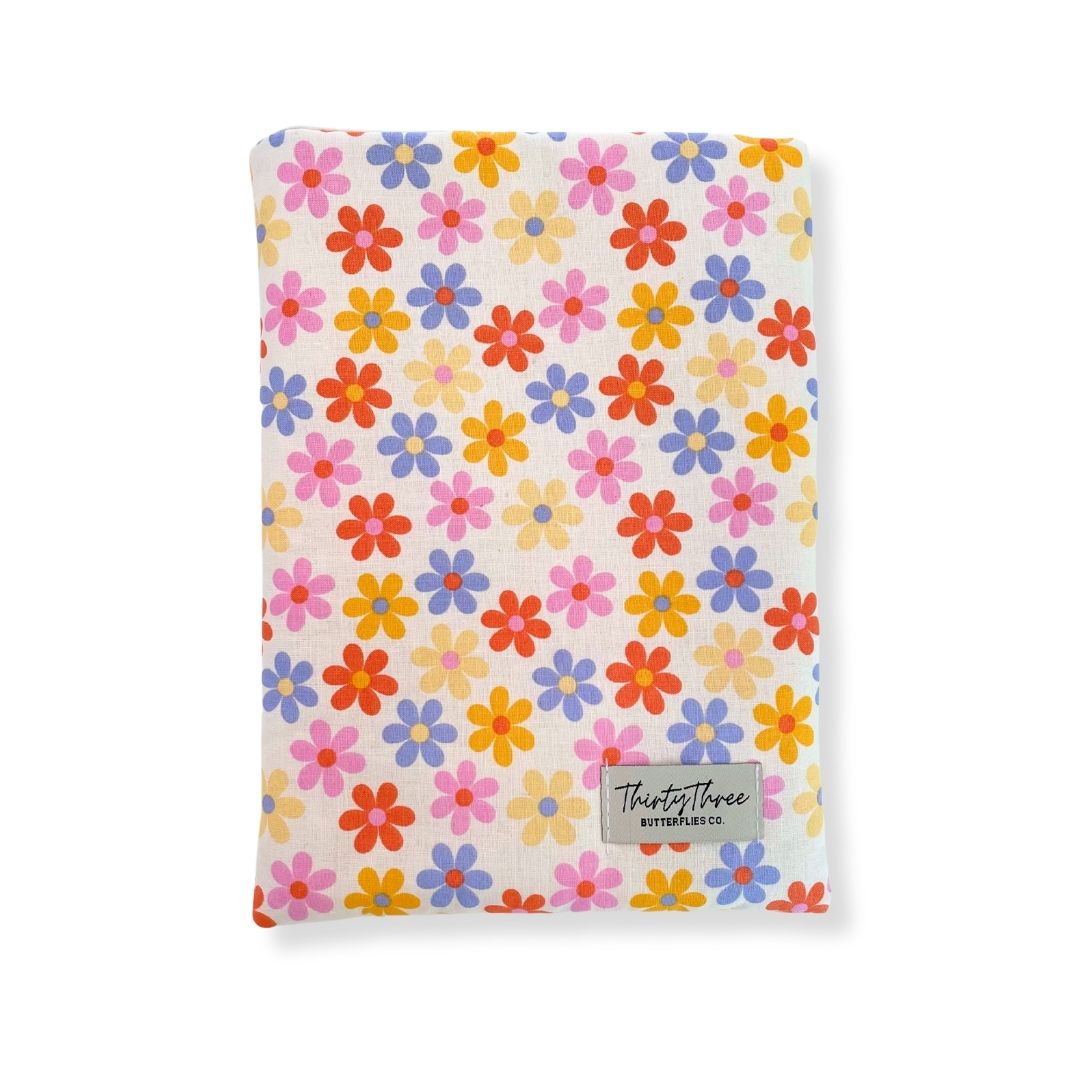 Large Retro Daisy Book Sleeve
