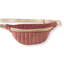 Load image into Gallery viewer, Quilted Velvet Mauve Belt Bag
