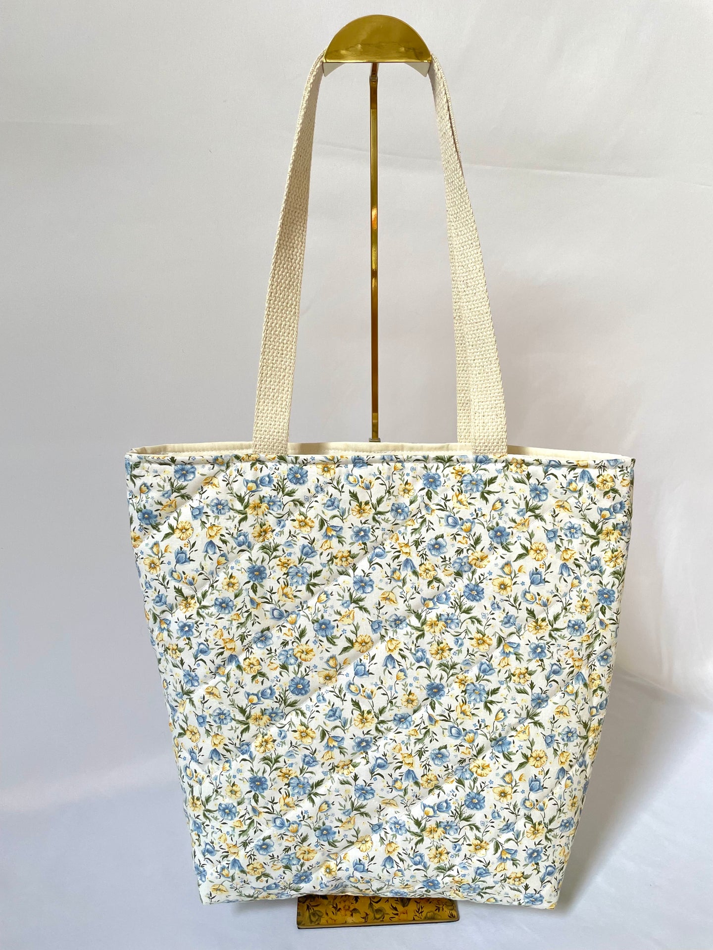 Country Charm Quilted Tote Bag