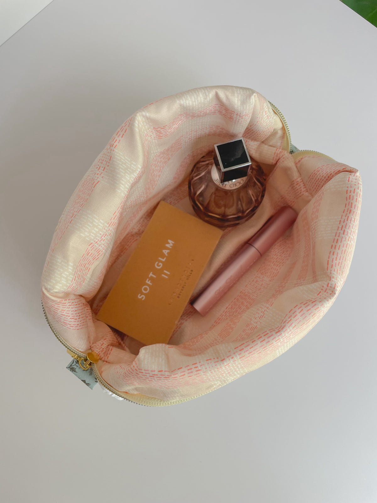 Cottage Core Vintage Rose Travel Pouch