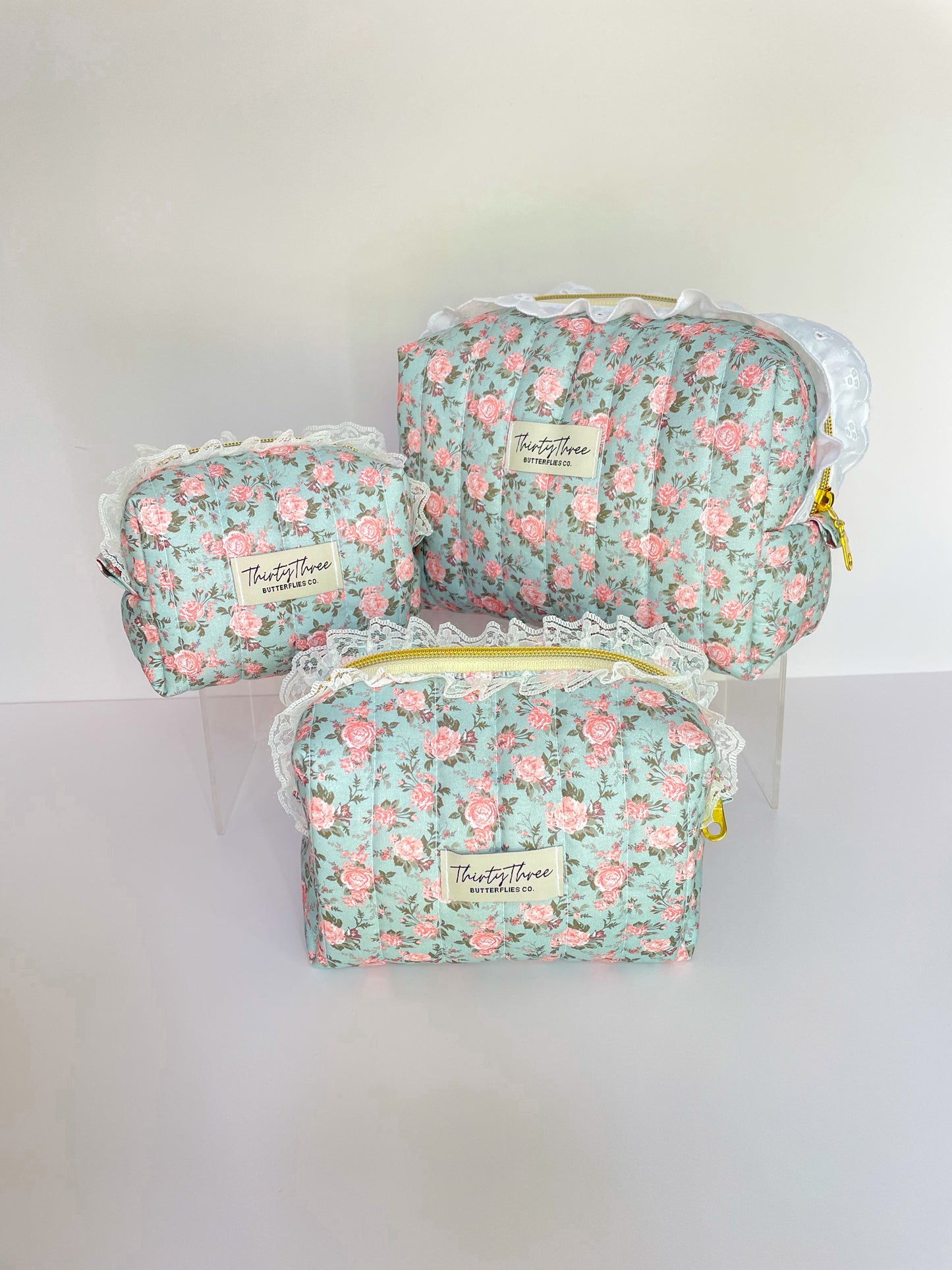 Cottage Core Vintage Rose Small Travel Pouch