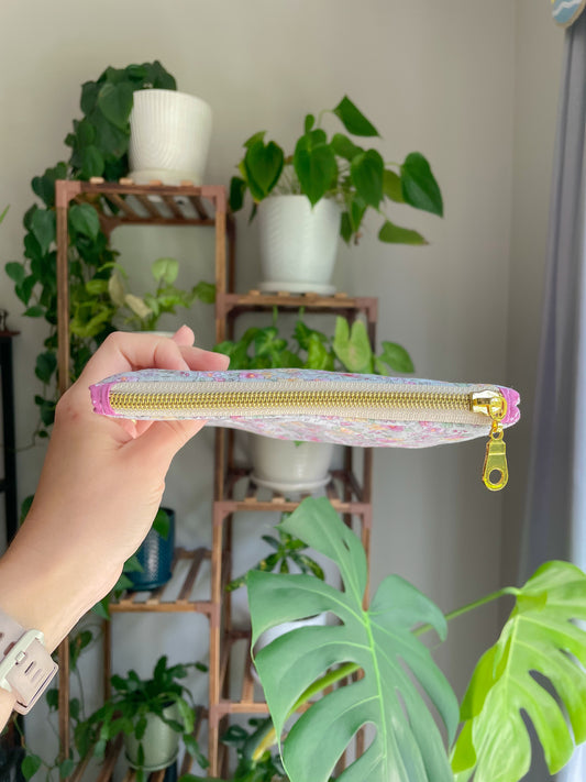 Cottage Core Spring Floral Toile E-Reader Sleeve