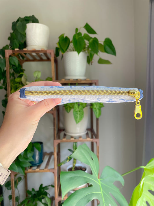 Cottage Core Denim Bows E-Reader Sleeve