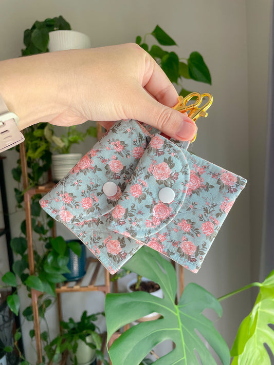 Cottage Core Vintage Rose Earbud Case